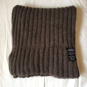 Faconnable 100% cashmere scarf